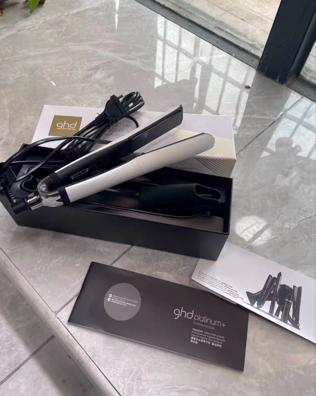 GHD Platinum+ Professional Performance 1" Styler
