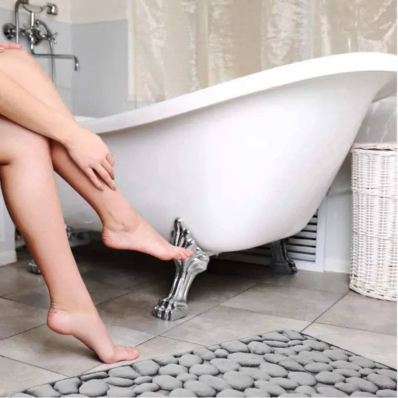 Non-Slip Embossed Bathroom Mat - Lamiiche