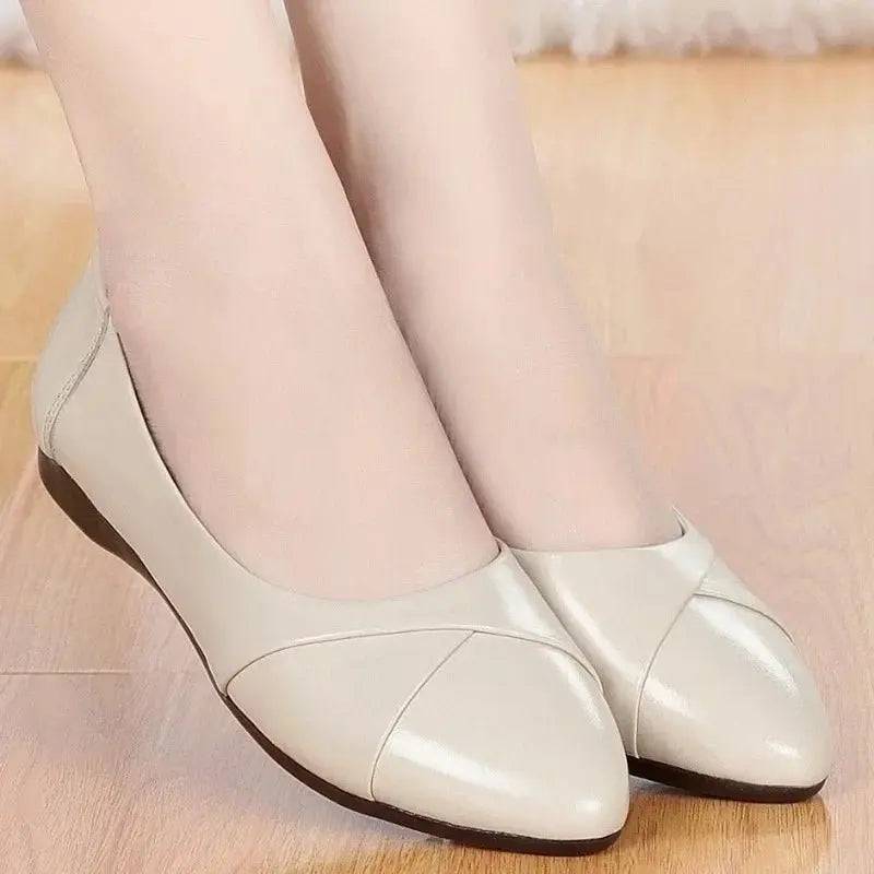 Autumn Women's Flat Shoes Fashion New Shallow Slip on Casual Shoes for Women Outdoor Soft Leather Office Ladies Walking Shoes - Lamiiche