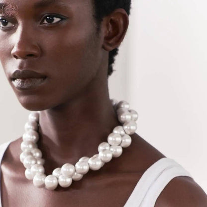 Vintage large pearl Baroque necklace with elegant temperament and collarbone chain - Lamiiche