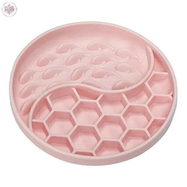 High Temperature Resistant Silicone Dog Food Bowl New Product 2-partition Slow Food Honeycomb Silicone Dog Bowl - Lamiiche